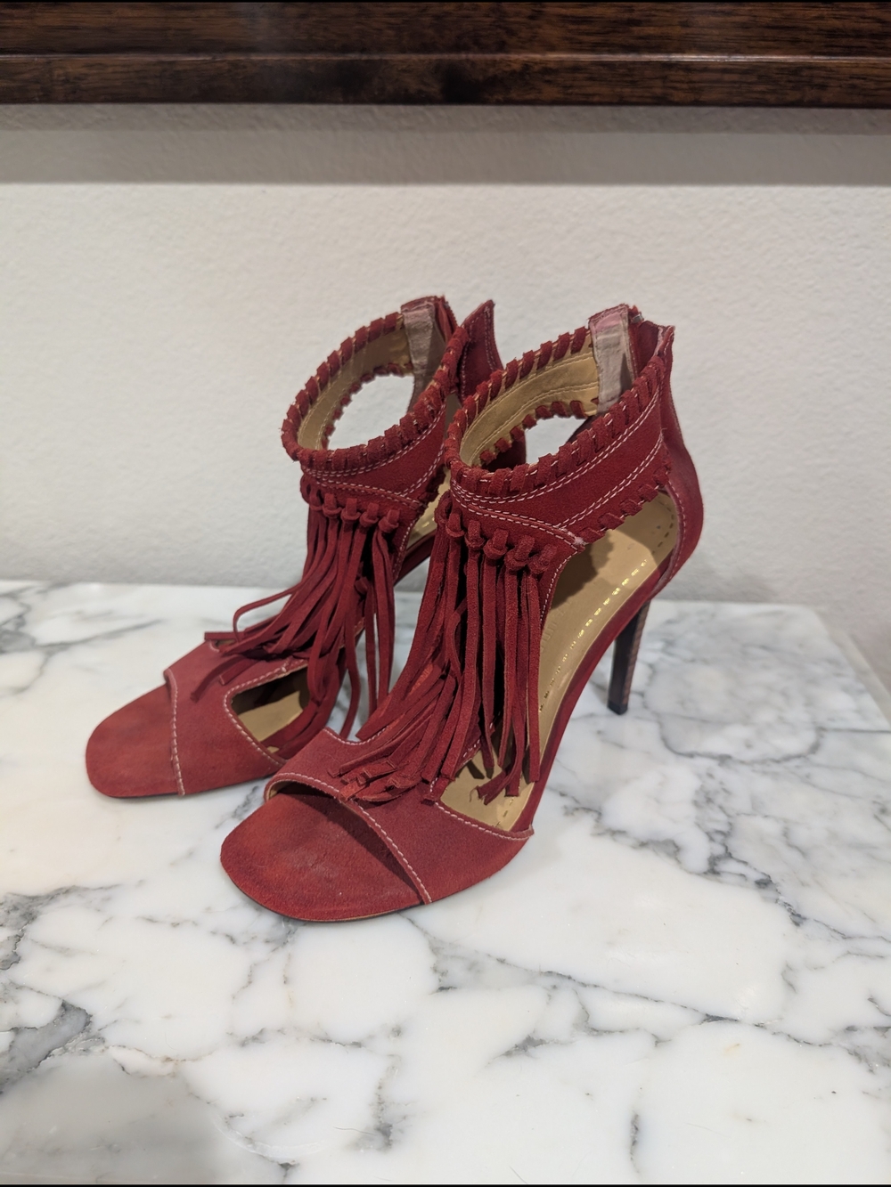 Chinese Laundry Santa Fe Red Suede Fringe Heeled Sandals Open Toe Size 8.5